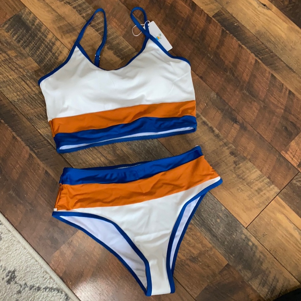 NWT Beachsissi Bikini Set